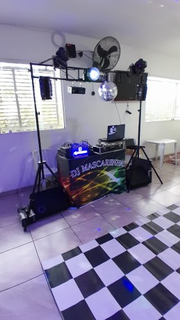 dj-som-e-iluminacao-tudo-para-sua-festa-ficar-ainda-melhor-big-4