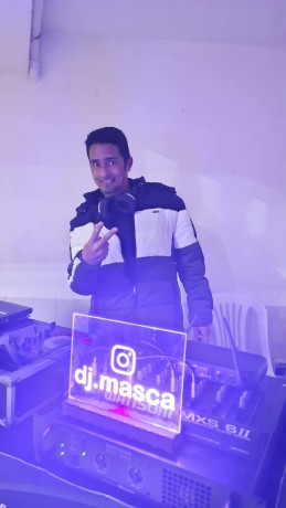 dj-som-e-iluminacao-tudo-para-sua-festa-ficar-ainda-melhor-big-2