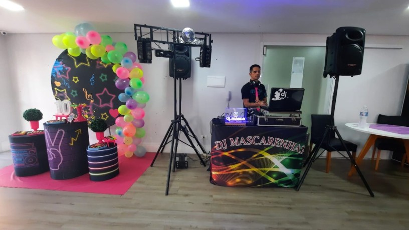 dj-som-e-iluminacao-tudo-para-sua-festa-ficar-ainda-melhor-big-0